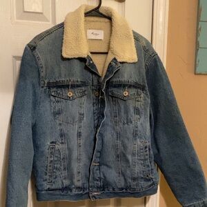 Kancan. Size large. Sherpa jean jacket.